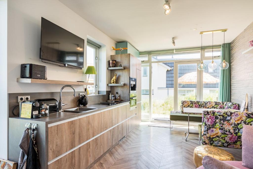 Beach house Alba photo 3