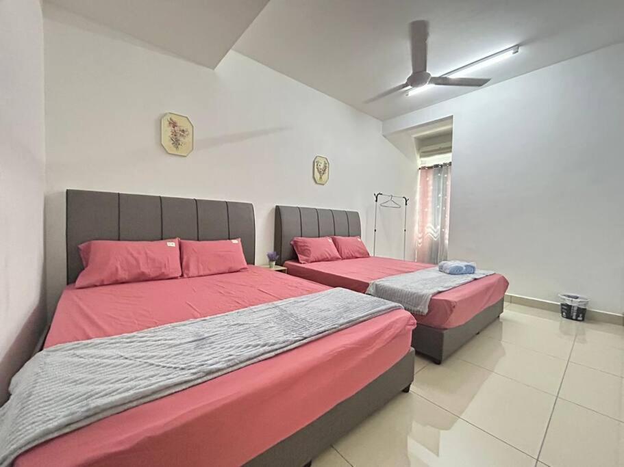 77 Mantin # U Homestay - 4Bed & 4Bath photo 3