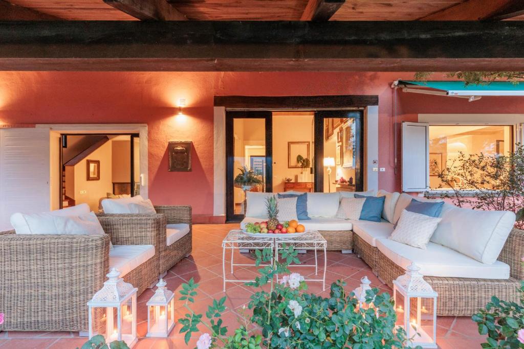 Cà Uvenere, Modern Farmhouse with Pool photo 4