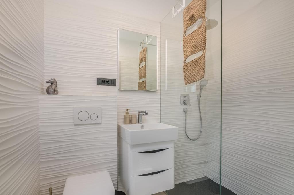 Tea Deluxe Apartment with private Pool photo 1