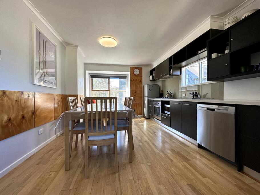 Cape Cod Chalet, alpine-getaways photo 2