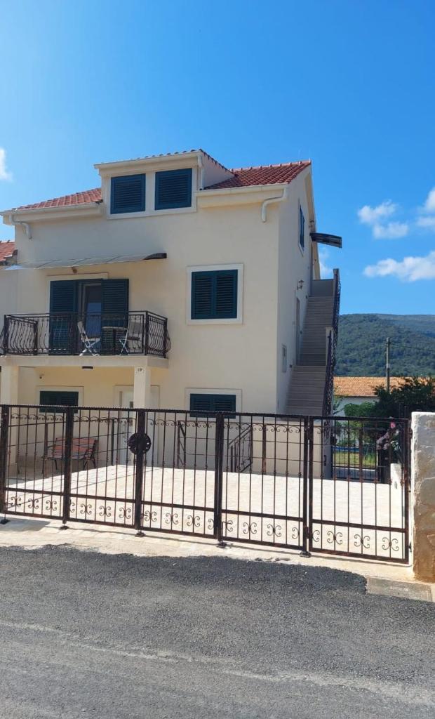 Apartmani Elisa