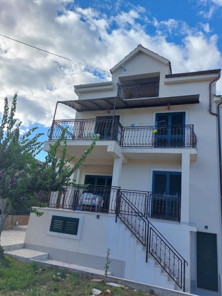 Apartmani Elisa photo 2