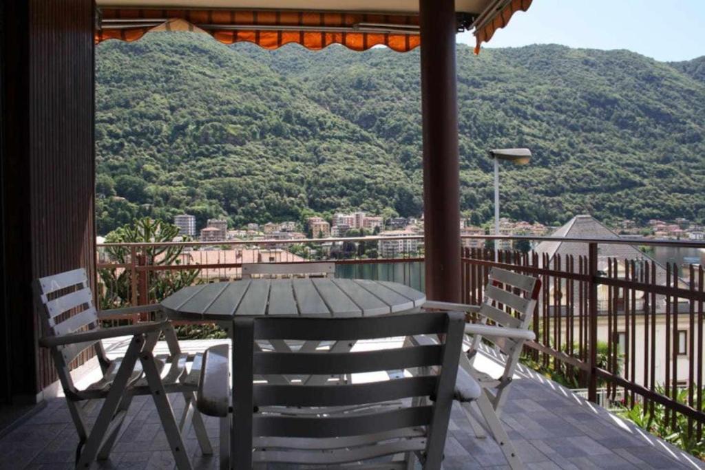 Bluelake Apartament 1 Omegna photo 4