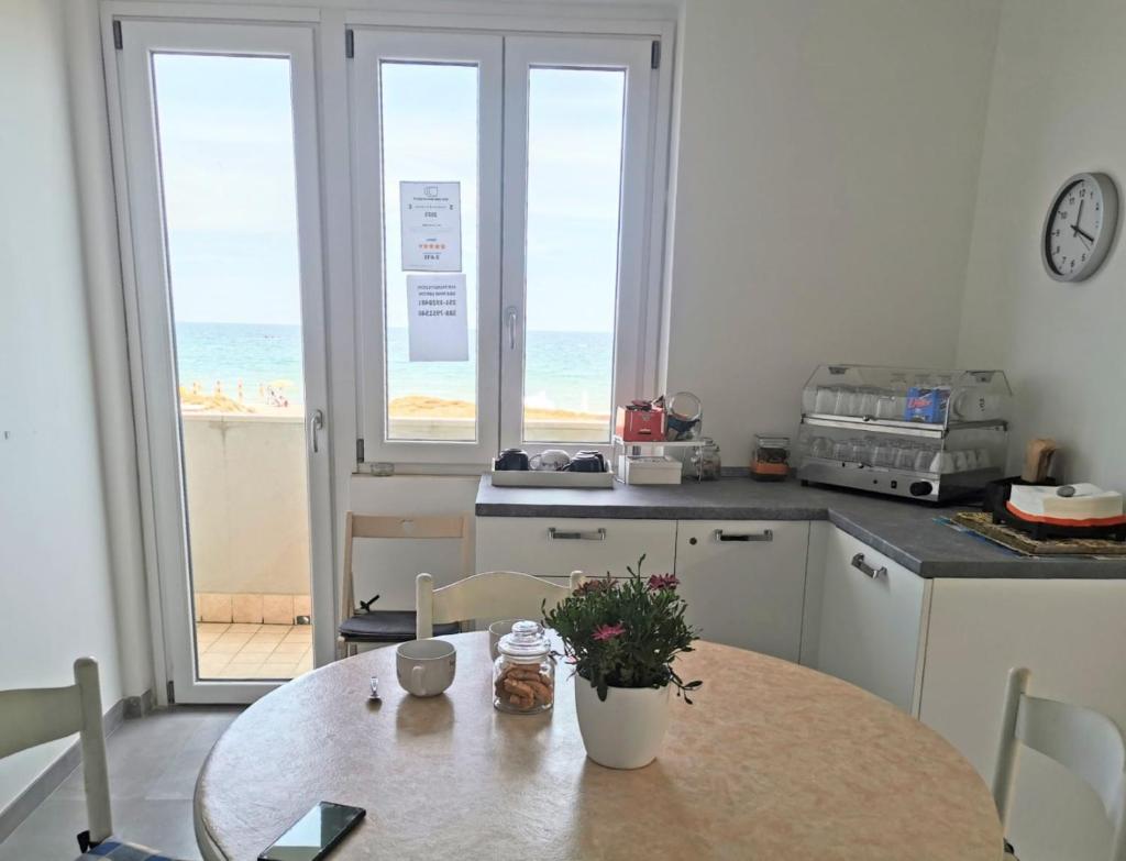 MAR SANTINI B&B photo 1