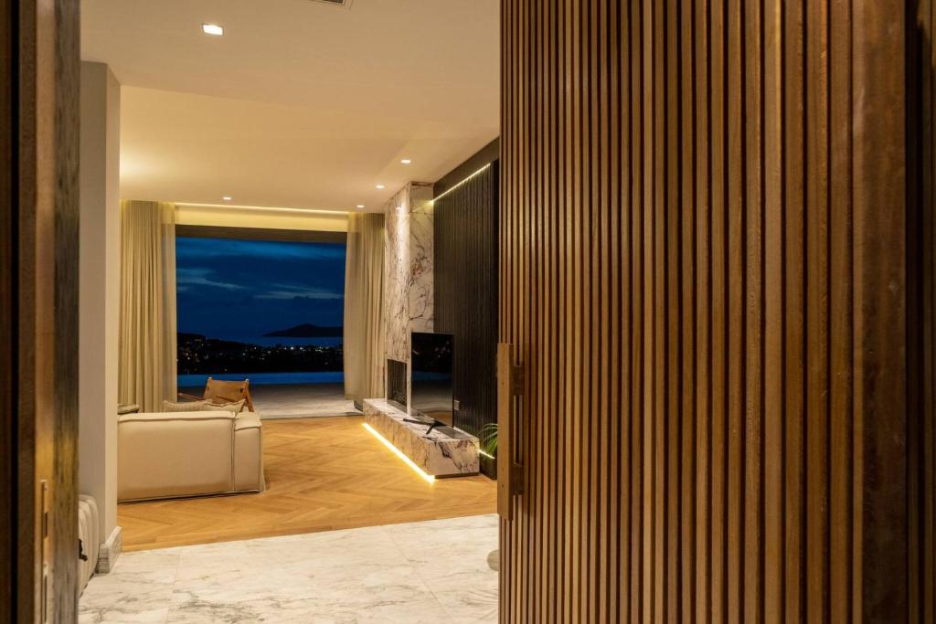 Hills Deluxe - Relaxed Luxury in style and serenity photo 4