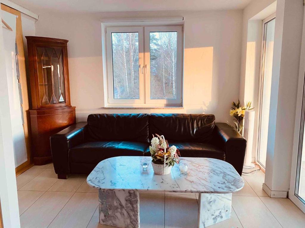 Bjurvik's Villa - Flat 2 - Business Customers Only - Tap to explore photos