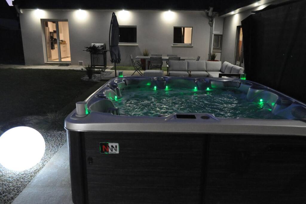 Villa An Castine avec spa pour 6pers proche plages