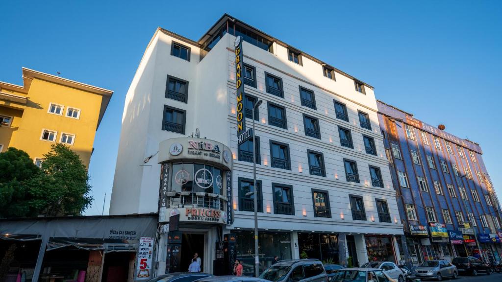 GRAND MOON HOTEL photo 1