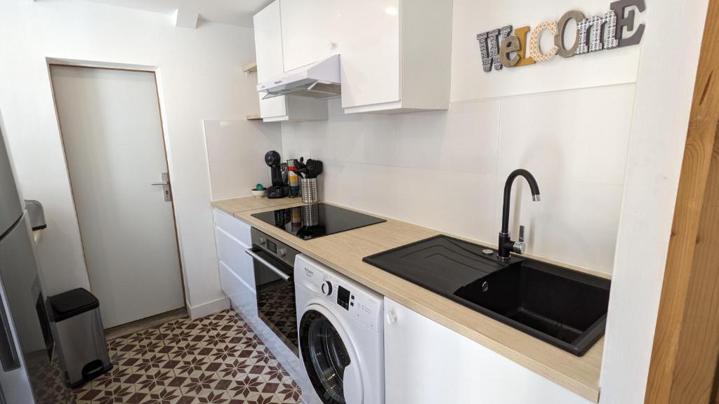 3 Appartements Premium au pied de la Cathédrale - Hypercentre photo 4