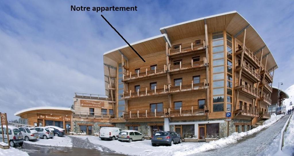 CHAMROUSSE T2 Sud Ski Rando et Vtt aux pieds Les balcons du Recoin photo 3