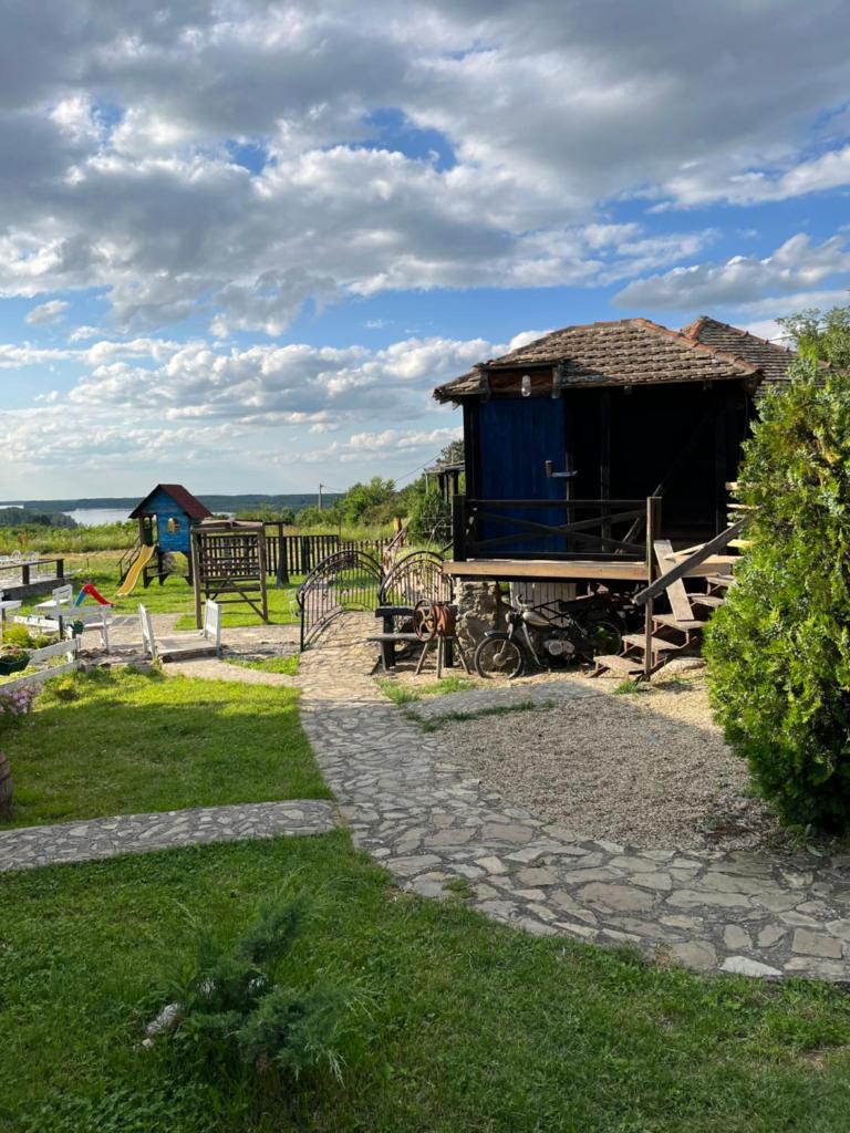 Etno selo Markovi Konaci photo 2