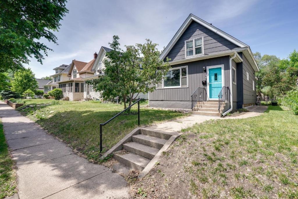Pet-Friendly Saint Paul Home - Near Allianz Field!