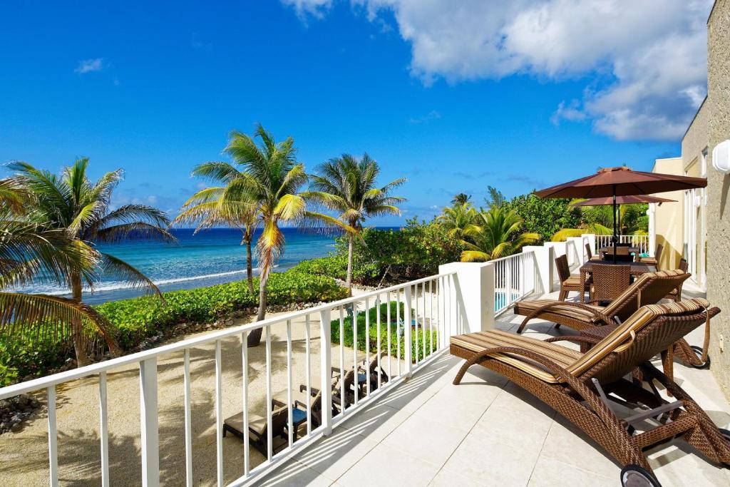 Villa Caymanas by Grand Cayman Villas & Condos photo 2