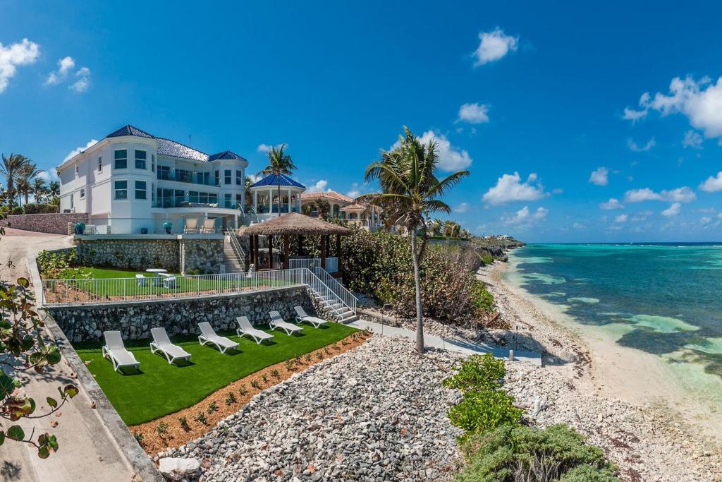 Great Bluff Estates by Grand Cayman Villas & Condos photo 4