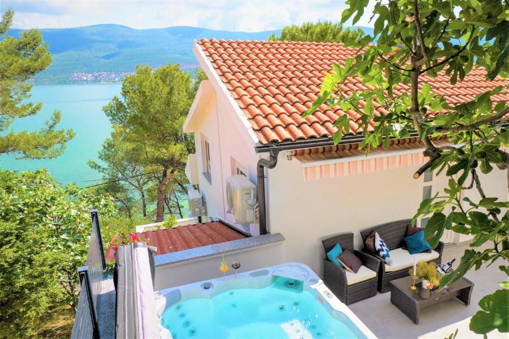 Holiday house VILLA ROSE *** on the beach photo 2