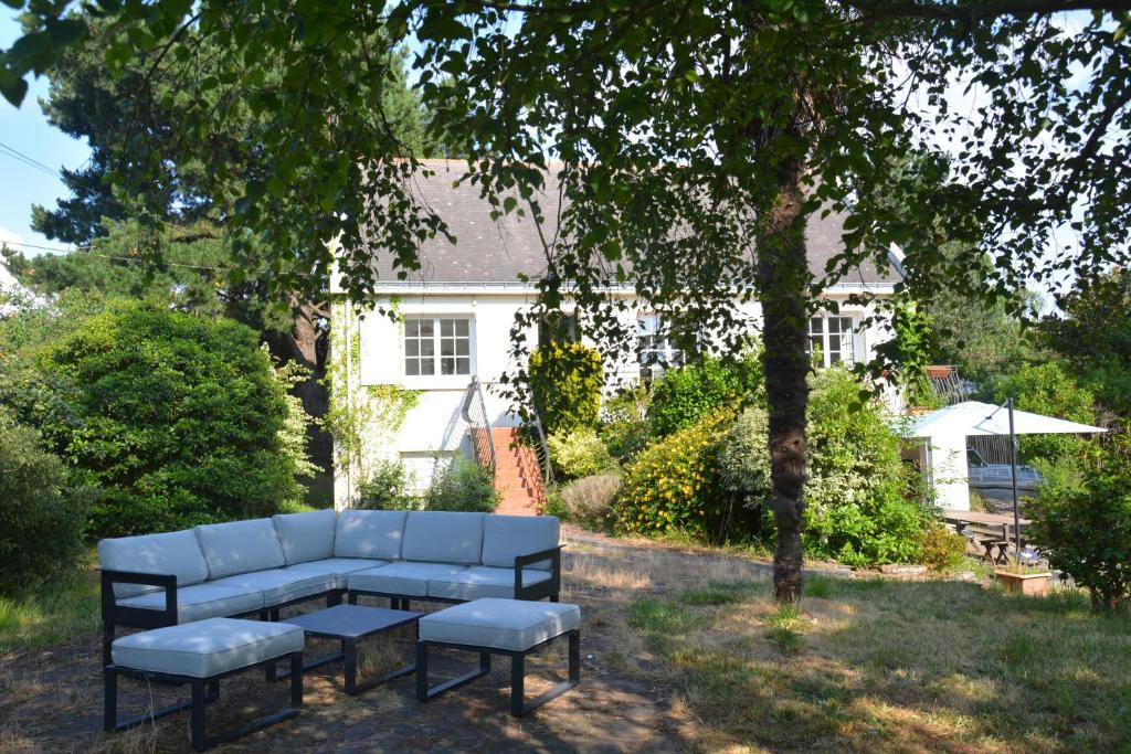 En famille Piscine et grand jardin ombragé "VillaBauleZen" photo 1