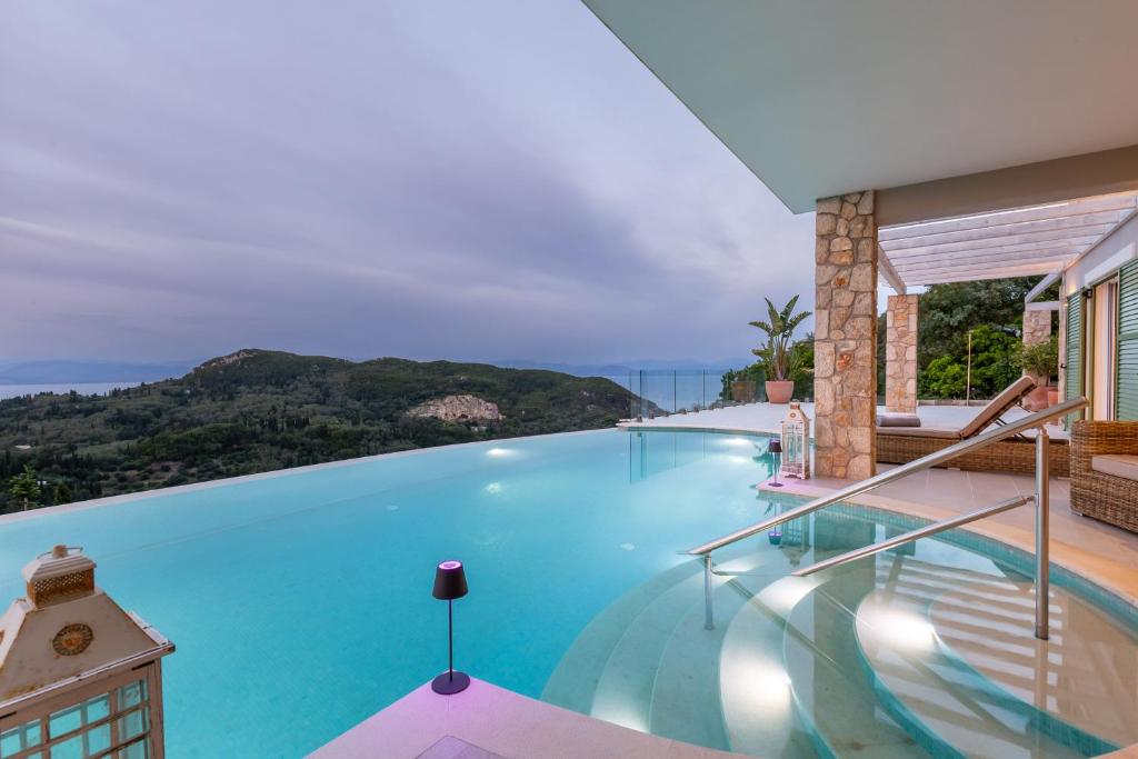 Villa Nirvana photo 4