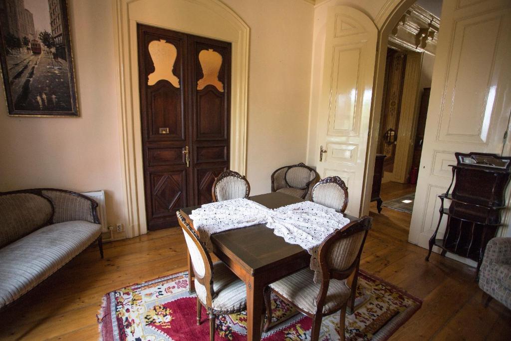 Büyükada Anastasia Meziki History Mansion photo 2