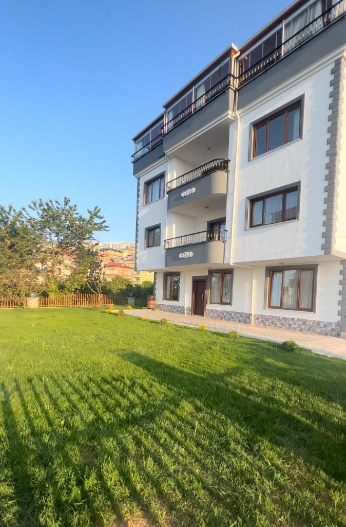 ÖZDEMİR SUİT photo 1