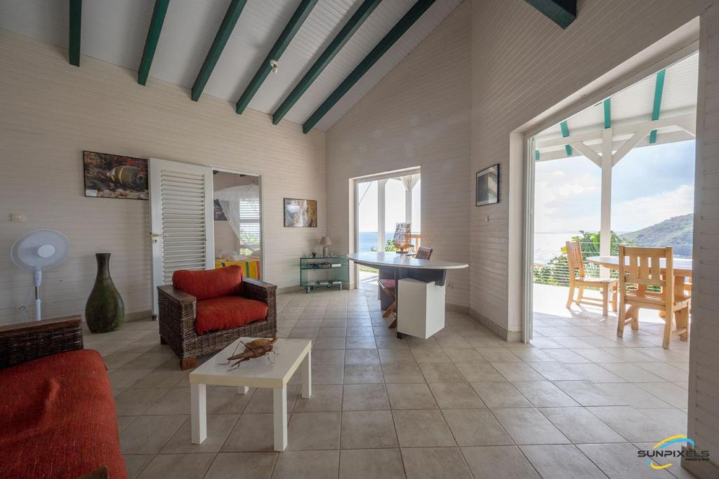 Villa La Lady 8, 300 m de la plage, vue mer à 180° photo 4