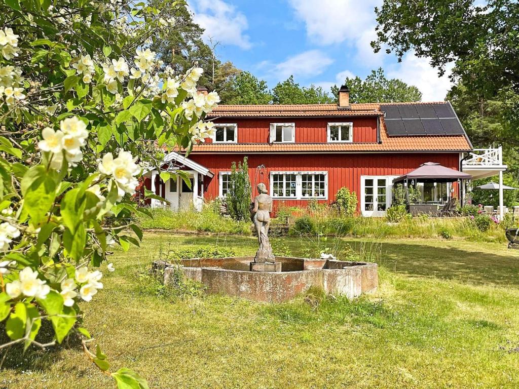 6 person holiday home in VRETA KLOSTER photo 1