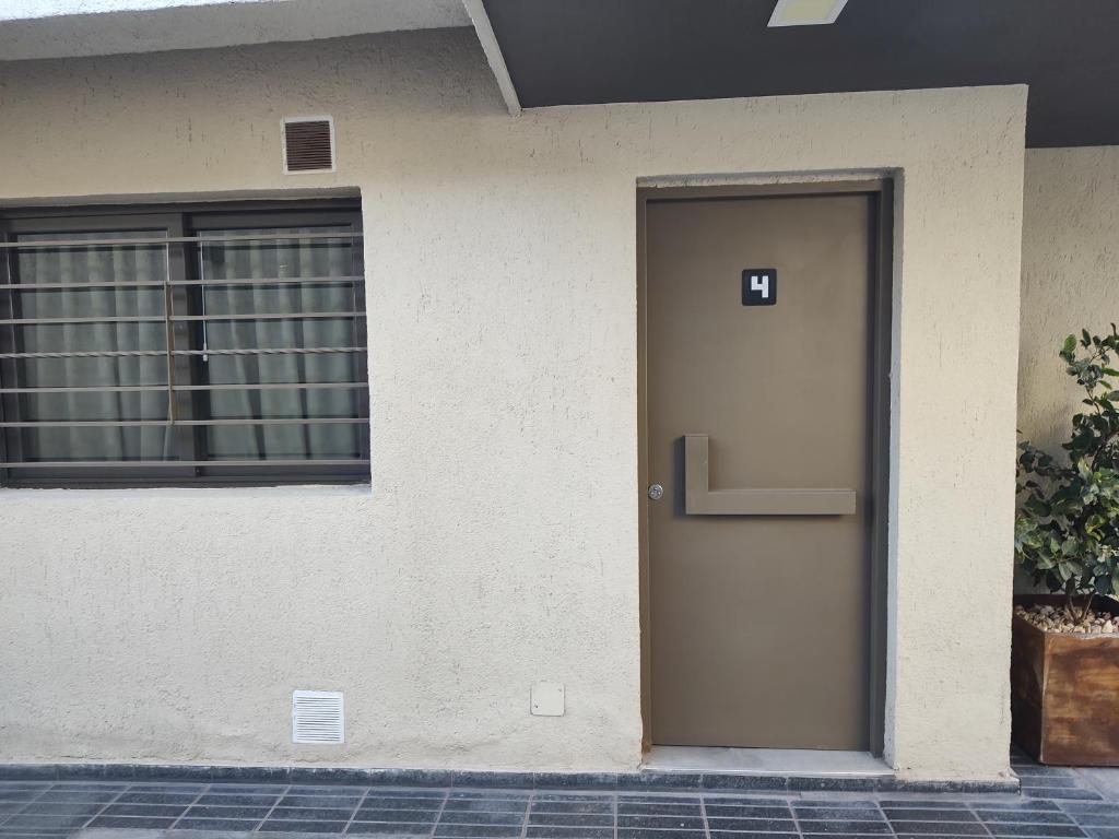 787 Suites photo 1