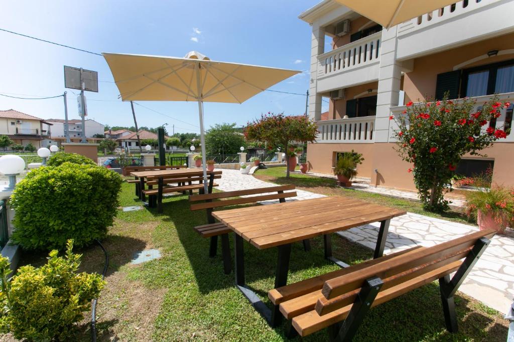 Lady Elena Hotel photo 3