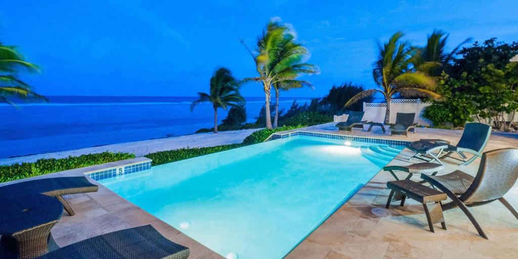In Harmony by Grand Cayman Villas & Condos photo 1