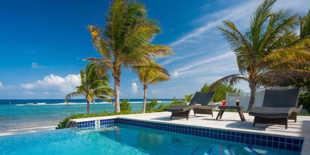In Harmony by Grand Cayman Villas & Condos photo 2