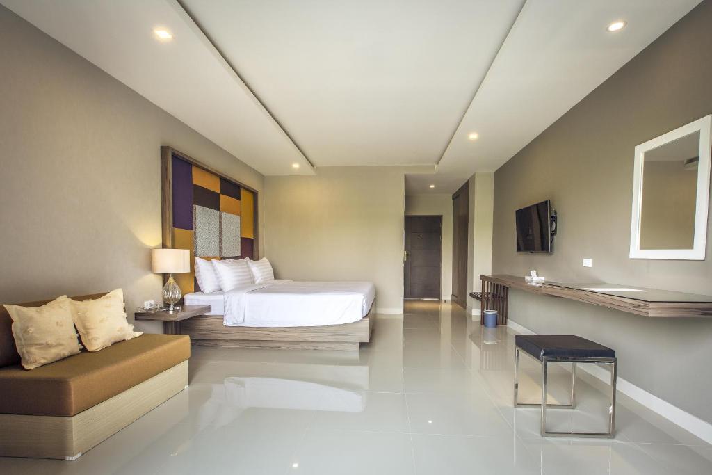 V Hotel Ubon Ratchathani - Tap to explore photos
