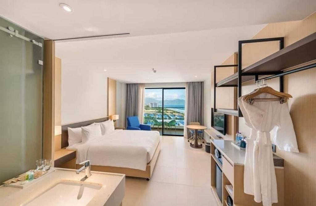 The Arena Cam Ranh resort's full Service Apartment 5*