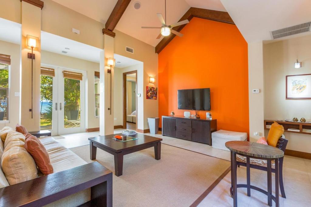 Papaya Cottage by Grand Cayman Villas & Condos photo 1