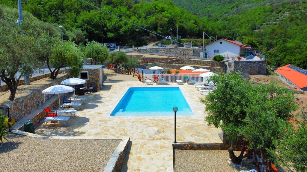 Agriturismo Monte Acuto - natura, mare & relax in piscina photo 1