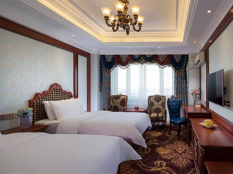 Vienna Classic Hotel Manzhouli Zhongsu Street photo 1