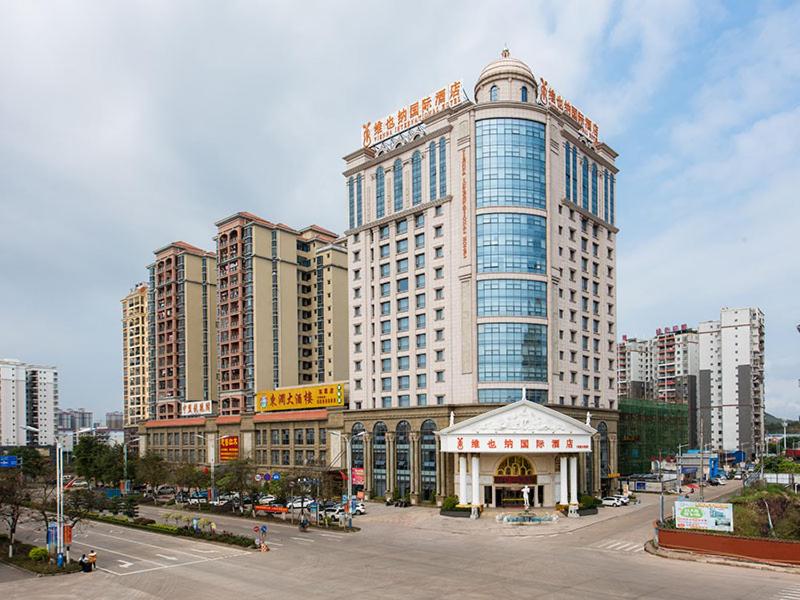 Vienna International Hotel ASEAN Avenue Dongxing photo 1