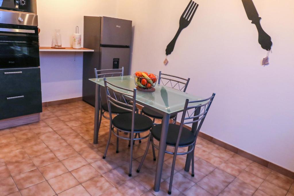 Le Saint-Cyr, Centre-ville, Cosy, Spacieux photo 2