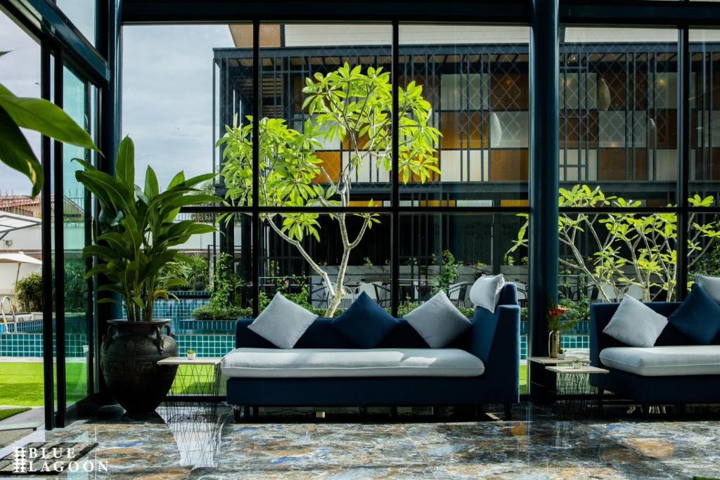 Blue Lagoon Hotel photo 4