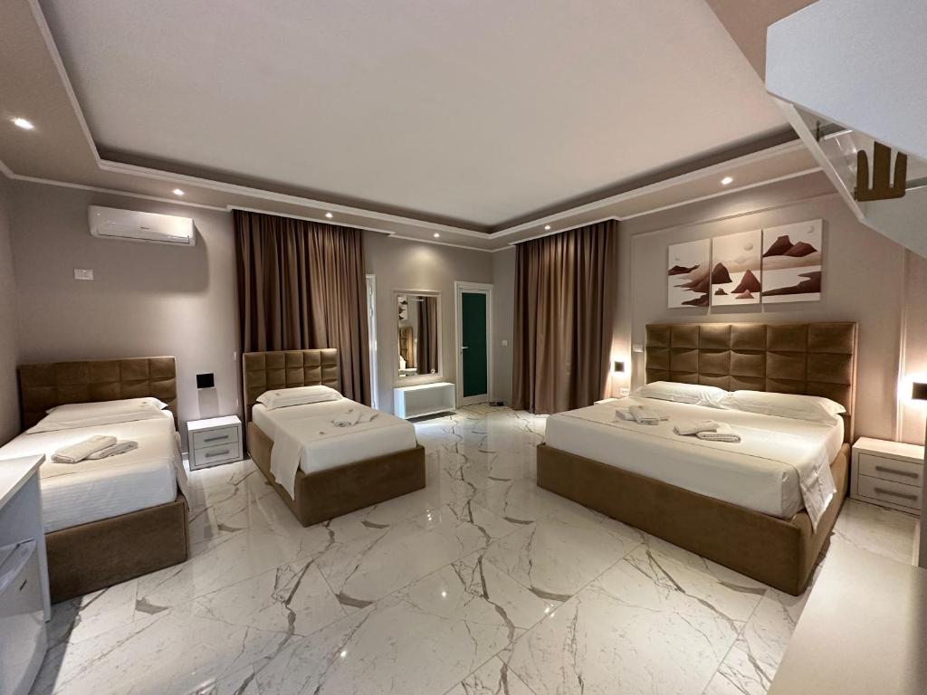 Perseus Hotel photo 2