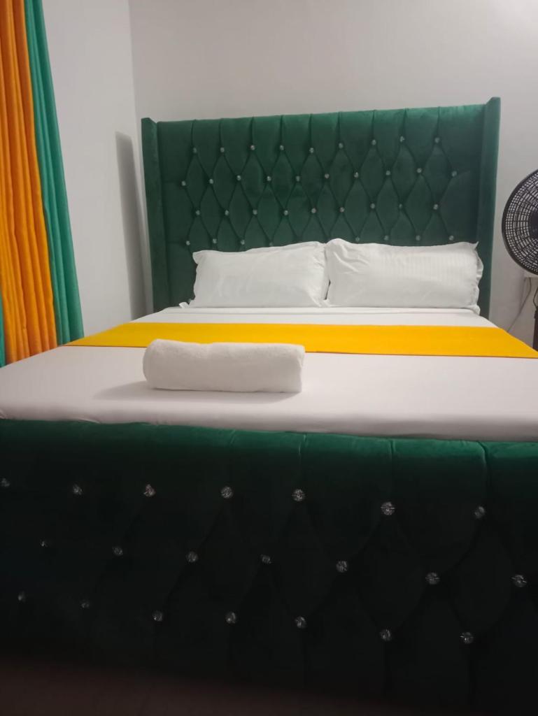 Royal Studio Apartment photo 3