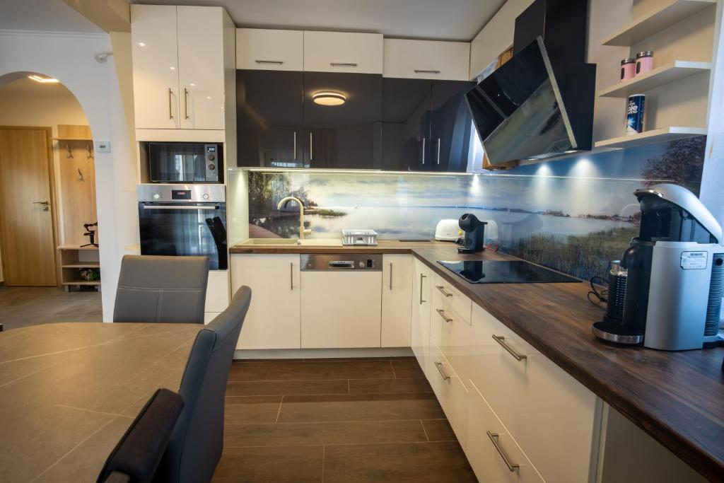 LuxVil Apartman photo 4