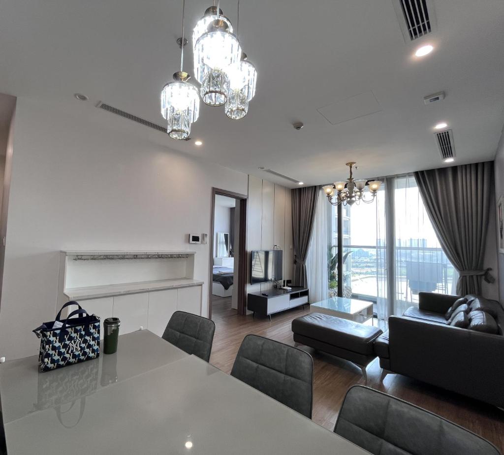 Vinhomes Skylake Luxury Apartment 3 Br