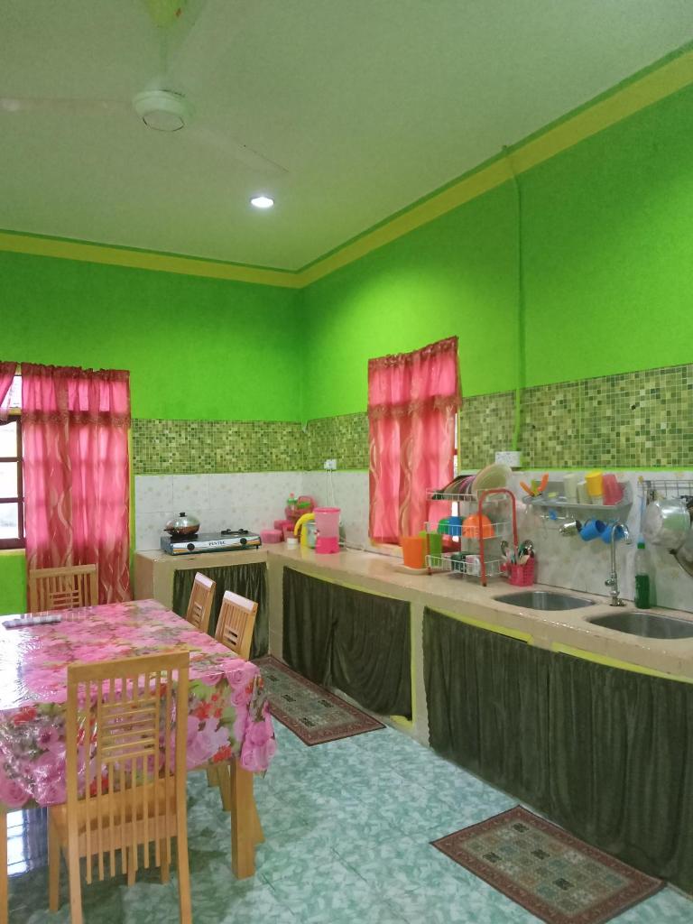 ROSMA HOMESTAY photo 2
