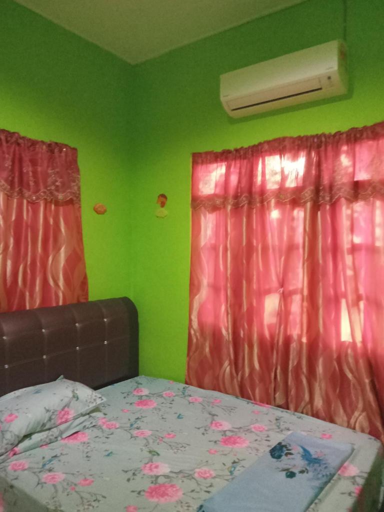 ROSMA HOMESTAY photo 3