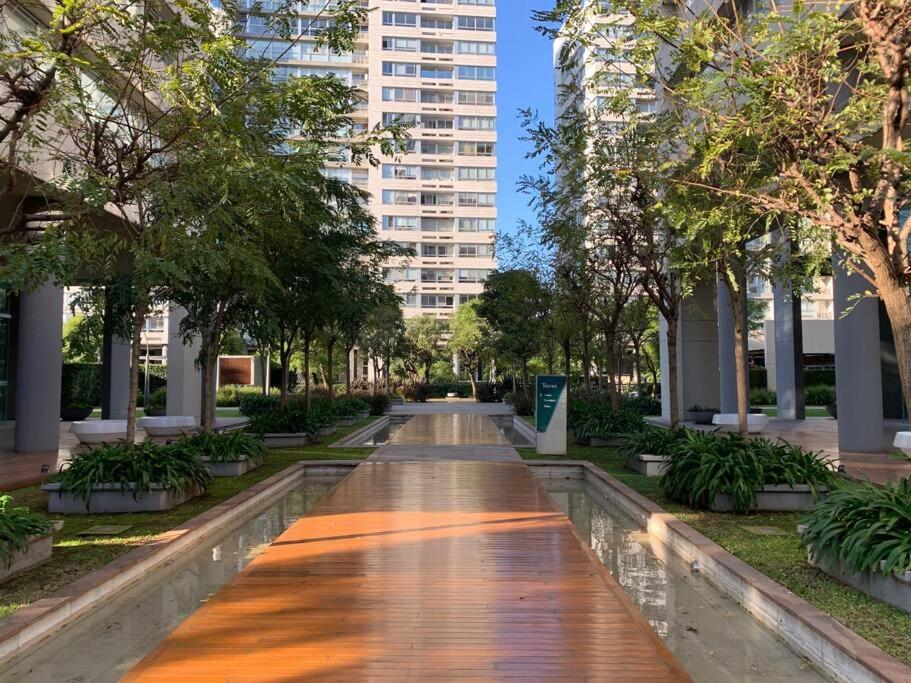 Luxury Apartment V. López