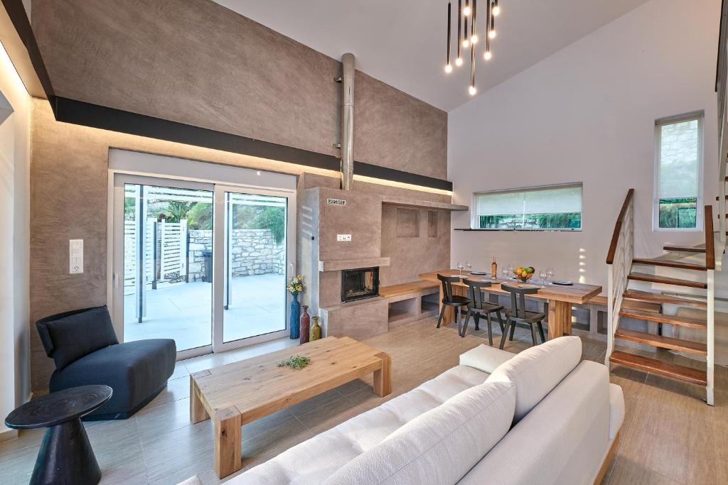 Moly - Luxury Villa with Heated Private Pool photo 4