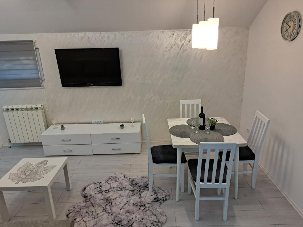 Apartman MIVA photo 4