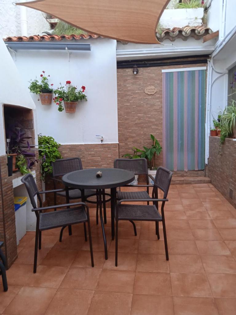 El patio de Marcos photo 2