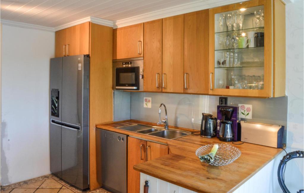 Stunning Home In Dalar With Jacuzzi, Wifi And 5 Bedrooms photo 1