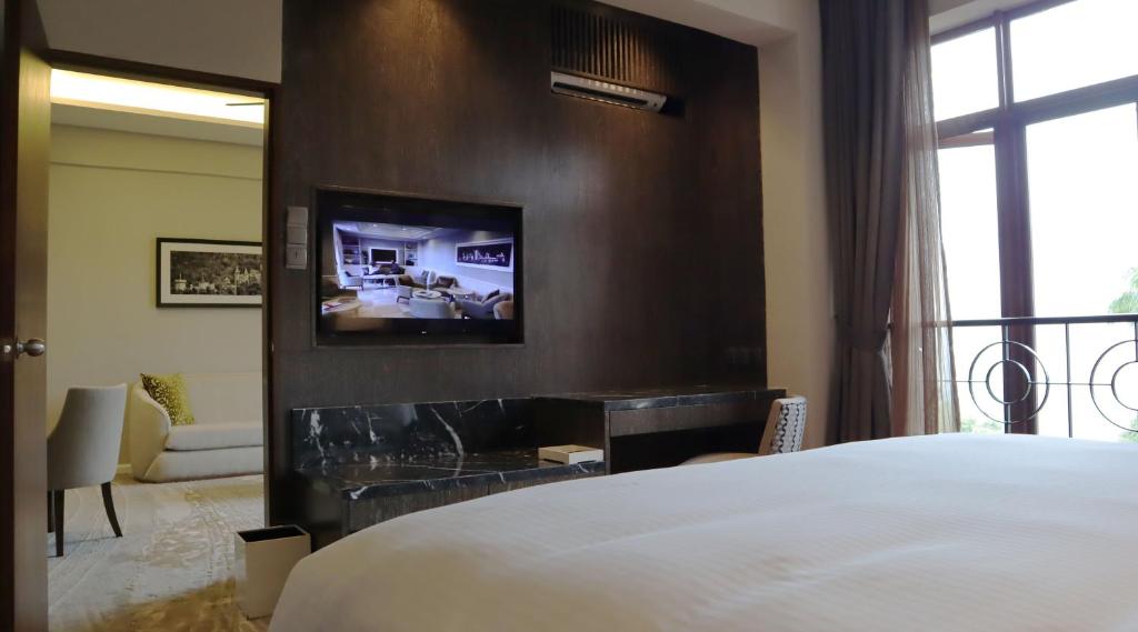 The Chateau Spa & Wellness Resort photo 1